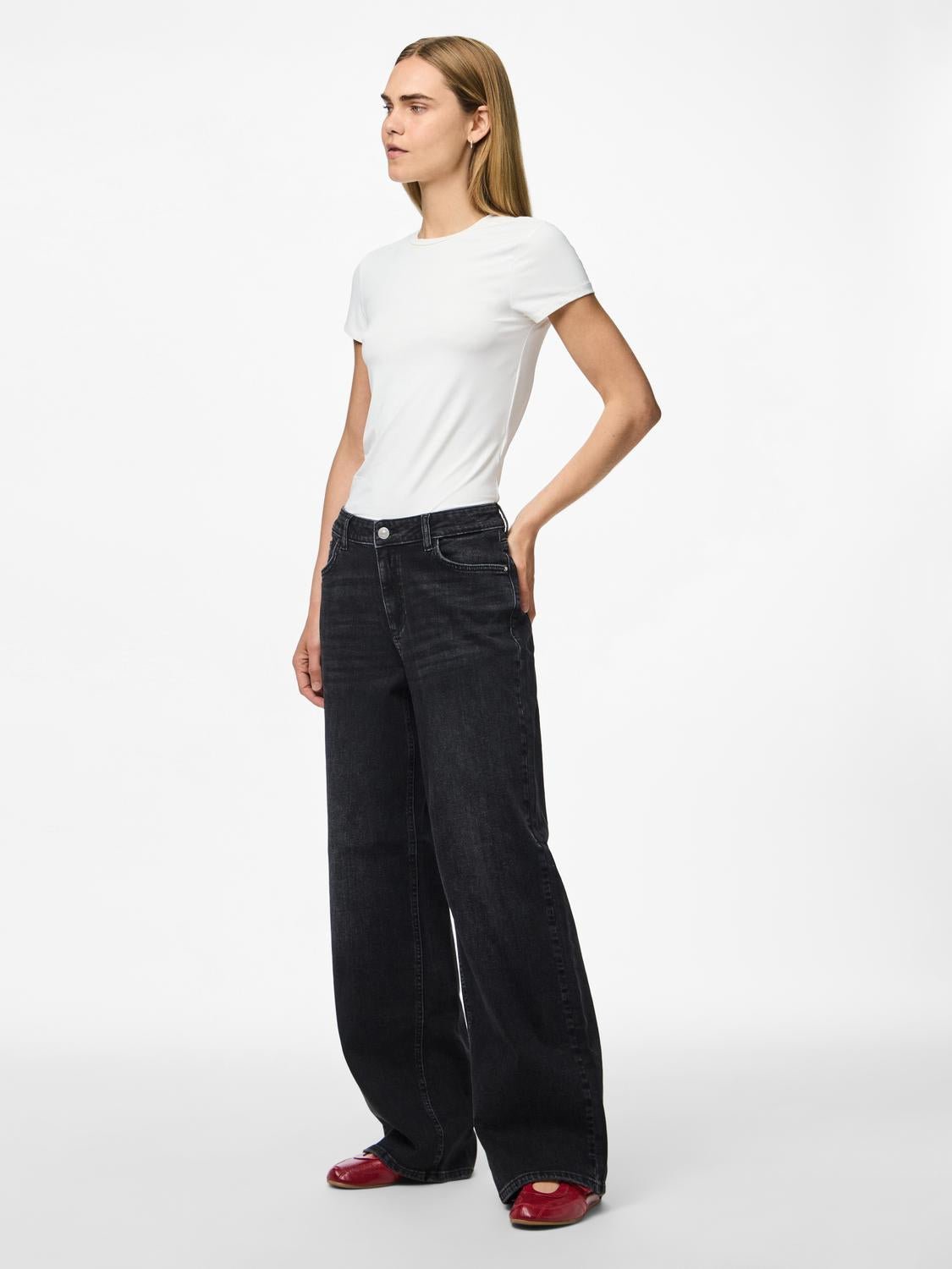PCSILKE Jeans - Black Denim - VERO MODA & VILA Bergvik